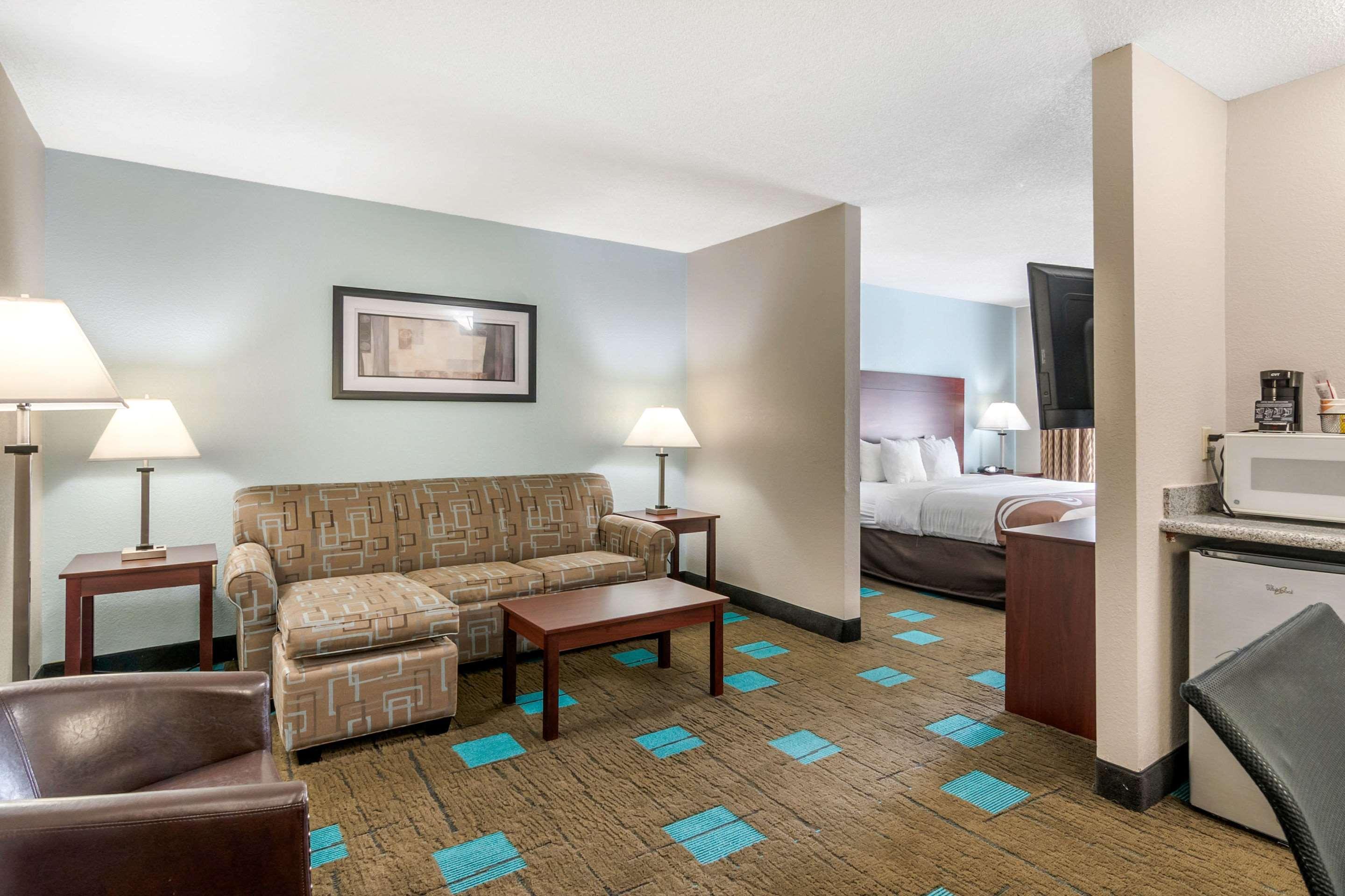 Quality Suites Kansas City International Airport Esterno foto