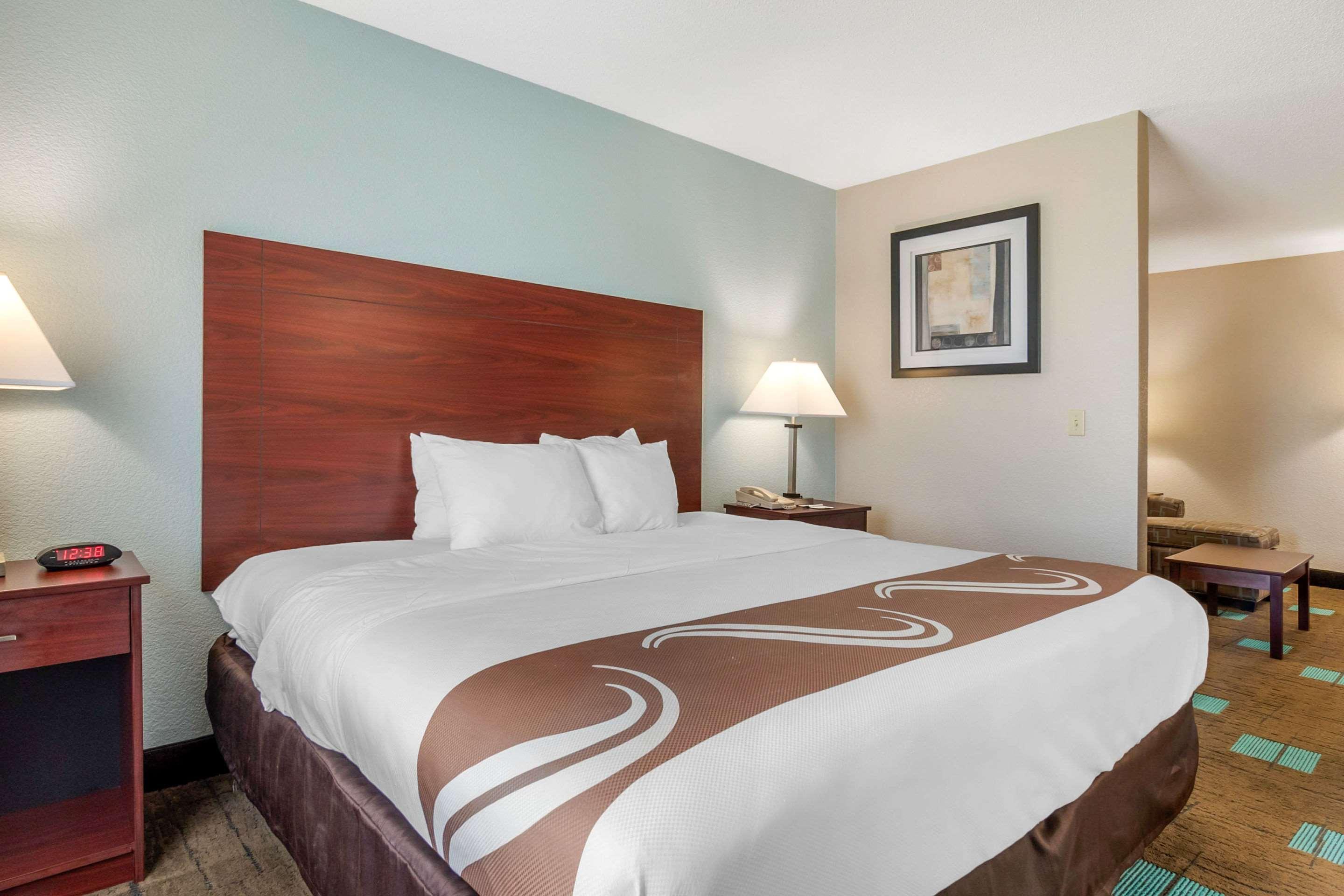Quality Suites Kansas City International Airport Esterno foto