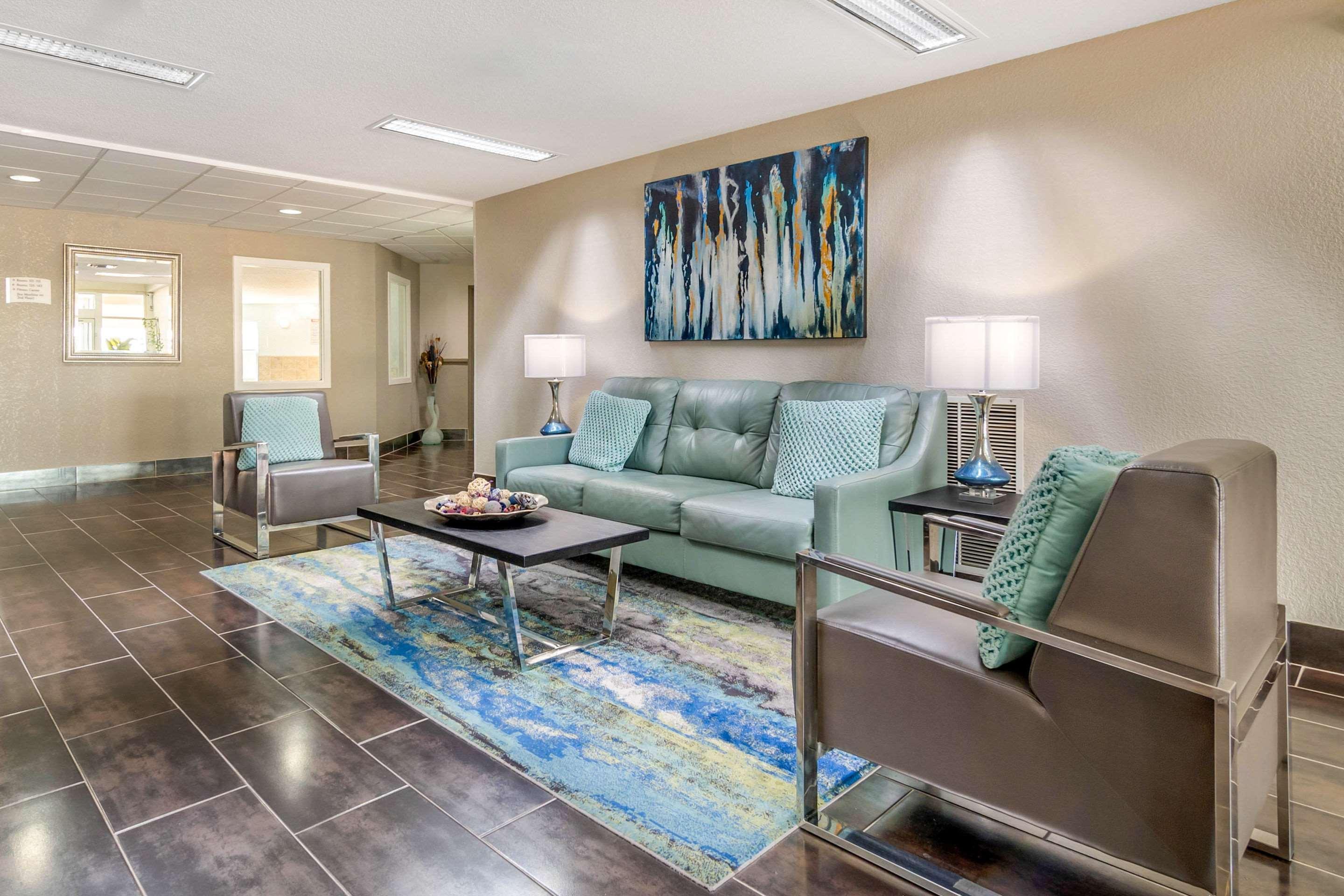 Quality Suites Kansas City International Airport Esterno foto