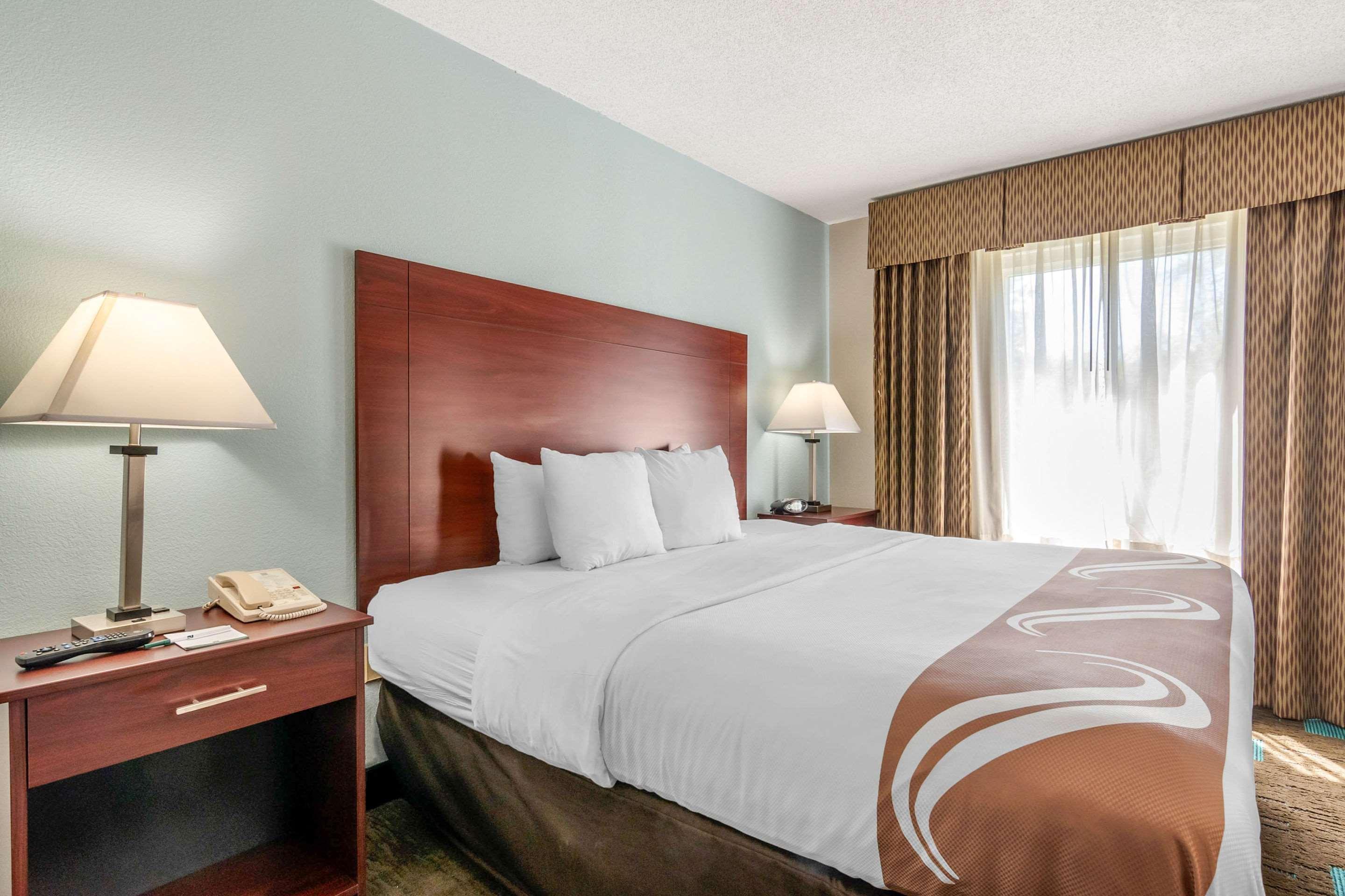 Quality Suites Kansas City International Airport Esterno foto