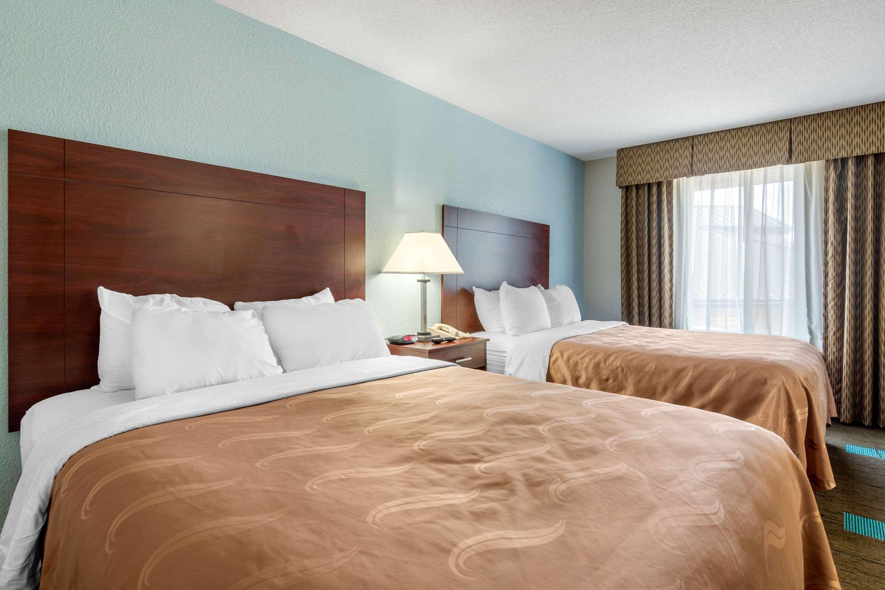 Quality Suites Kansas City International Airport Esterno foto